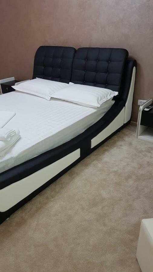 Cezara Apartment Galati  Luaran gambar